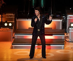 It's A Beautiful Noise with Fisher Stevens Neil Diamond Tribute